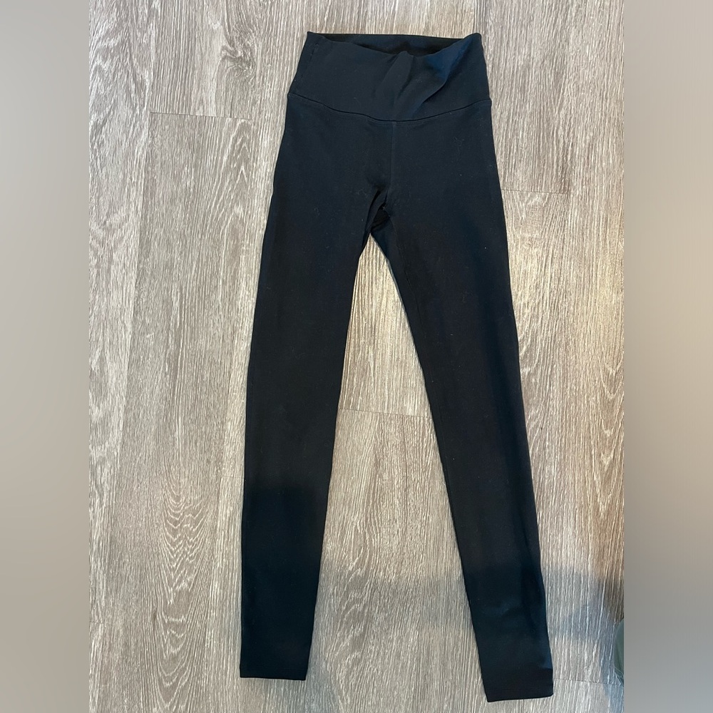 Fabletics leggings with pockets